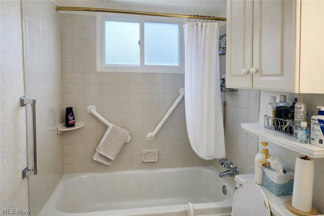 5770 Pemberton Drive Brook Park OH 44142