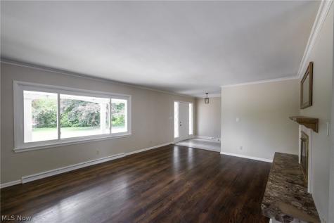 525 N Hametown Road Akron OH 44333