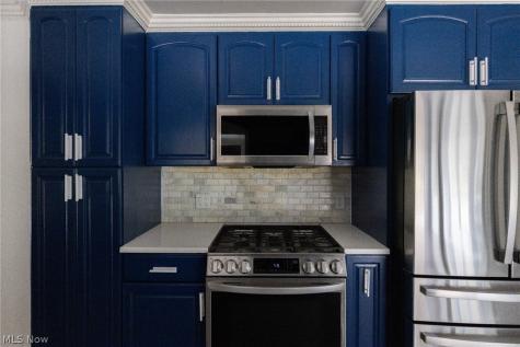 525 N Hametown Road Akron OH 44333
