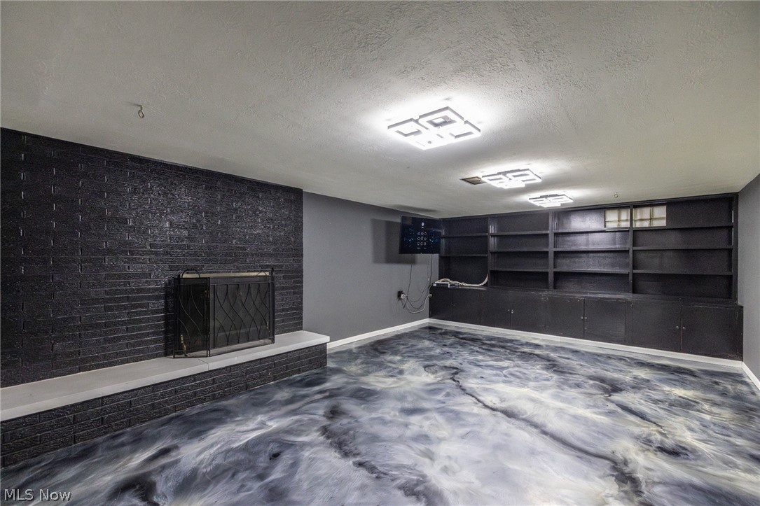 525 N Hametown Road Akron OH 44333