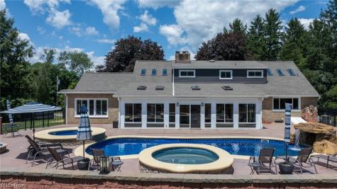 525 N Hametown Road Akron OH 44333
