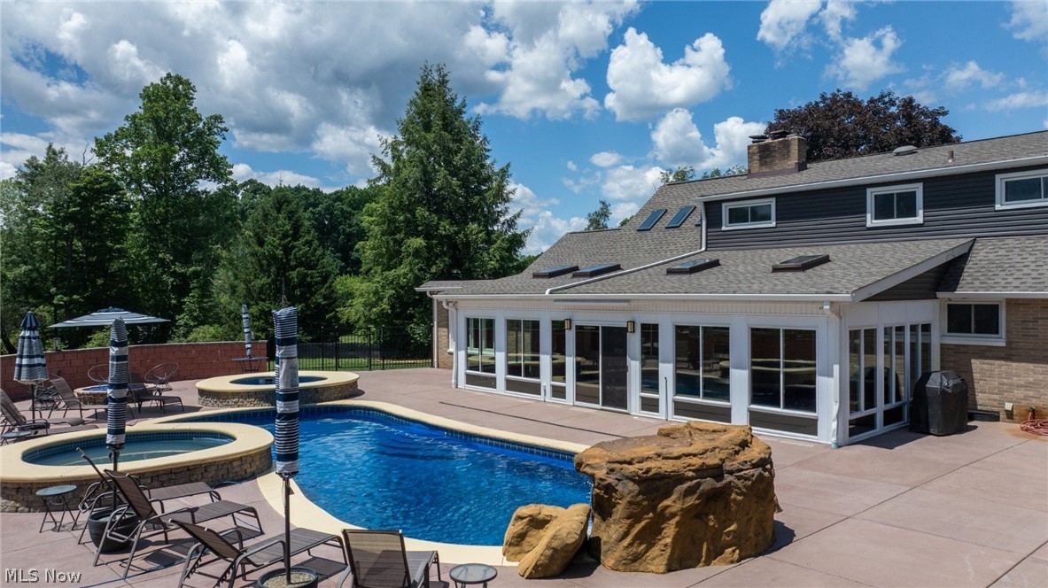 525 N Hametown Road Akron OH 44333