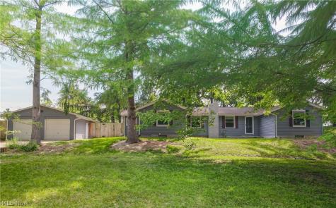 151 Shiawassee Avenue Fairlawn OH 44333