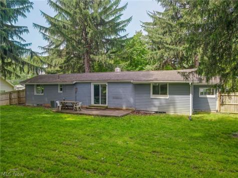 151 Shiawassee Avenue Fairlawn OH 44333