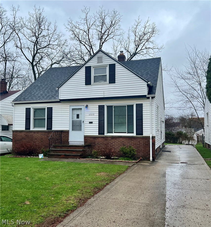 12328 Park Knoll Drive Garfield Heights OH 44125