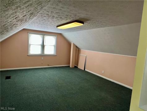 12328 Park Knoll Drive Garfield Heights OH 44125