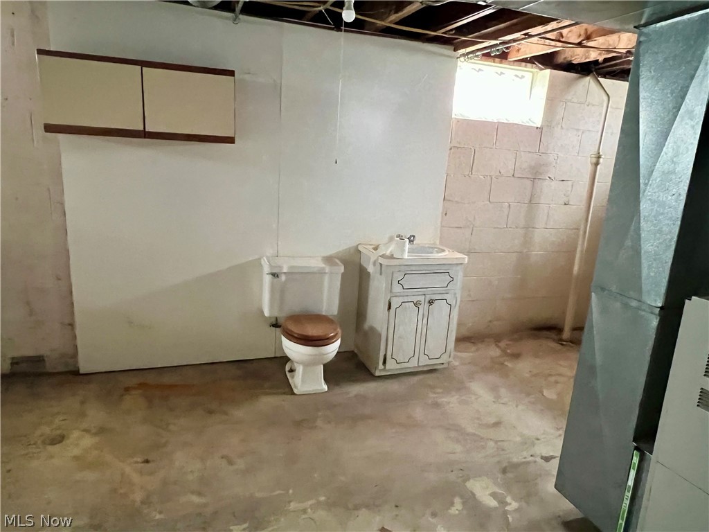 12328 Park Knoll Drive Garfield Heights OH 44125