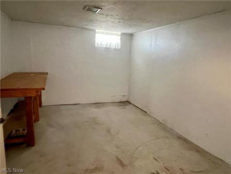 12328 Park Knoll Drive Garfield Heights OH 44125