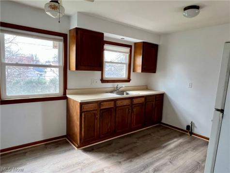 12328 Park Knoll Drive Garfield Heights OH 44125