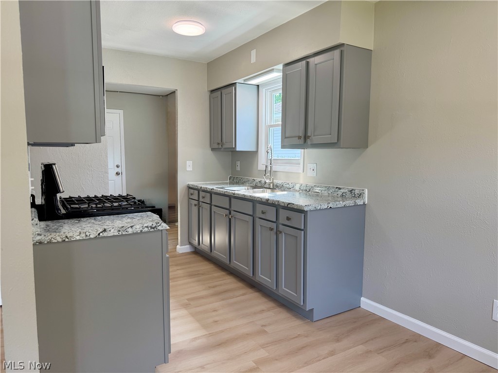 940 Oakwood Drive Elyria OH 44035