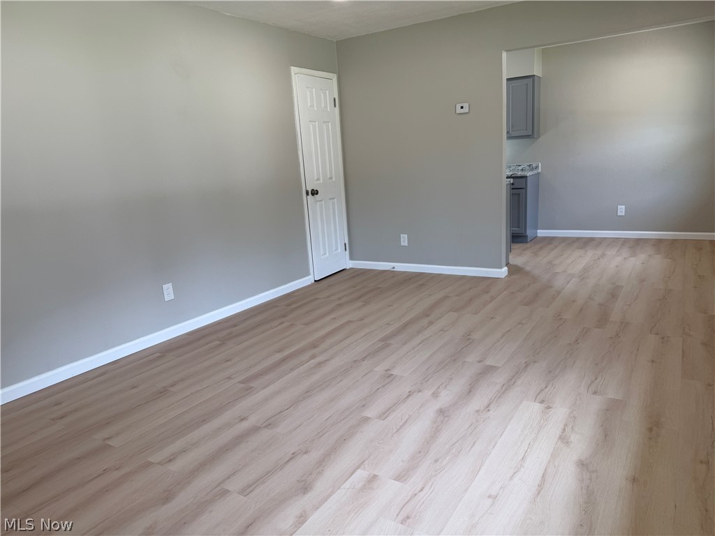 940 Oakwood Drive Elyria OH 44035