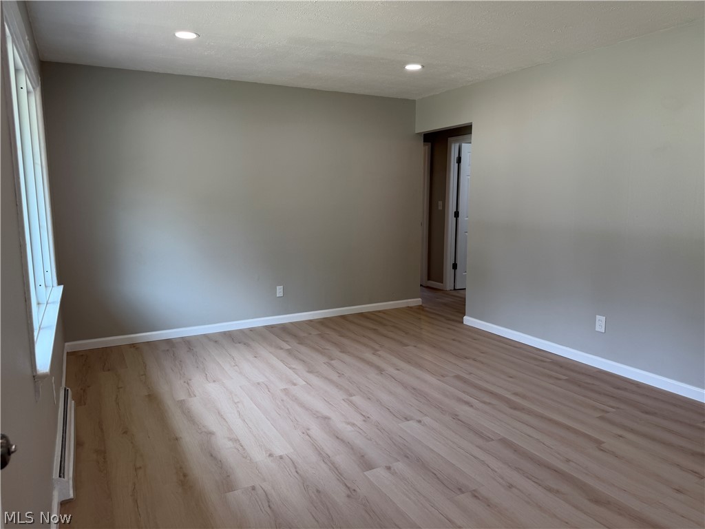 940 Oakwood Drive Elyria OH 44035