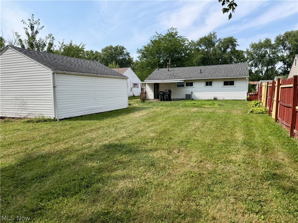 940 Oakwood Drive Elyria OH 44035