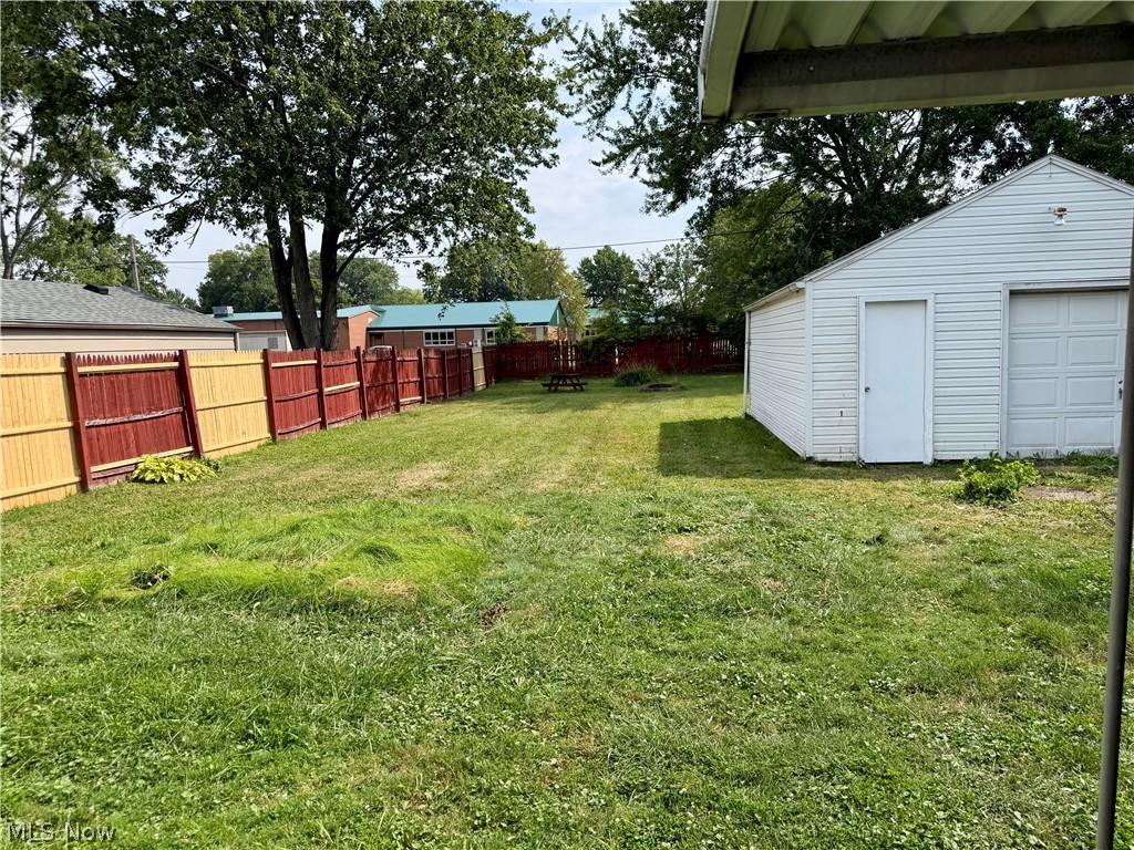 940 Oakwood Drive Elyria OH 44035