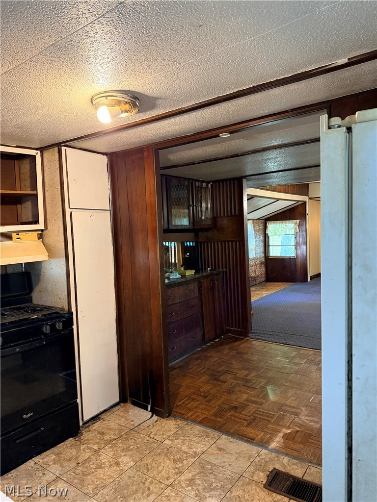 7339 Squirrel Road Williamsfield OH 44093