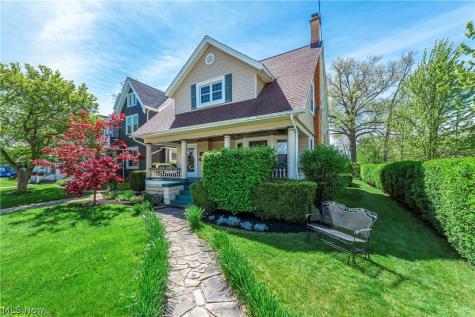 14013 Clifton Boulevard Lakewood OH 44107