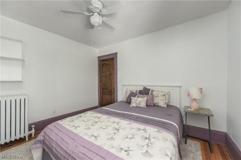 14013 Clifton Boulevard Lakewood OH 44107