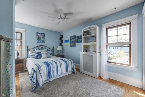 14013 Clifton Boulevard Lakewood OH 44107