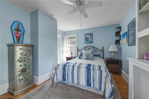 14013 Clifton Boulevard Lakewood OH 44107