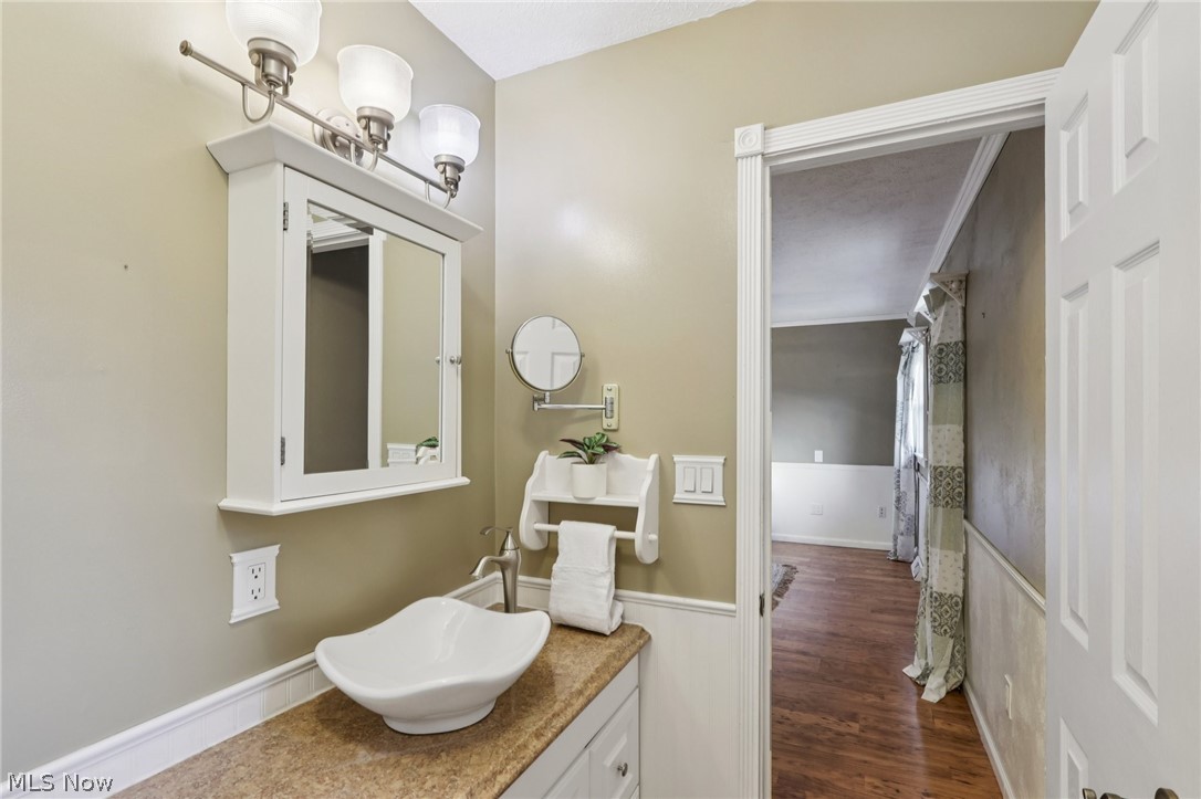 11981 Clay Street Huntsburg OH 44046
