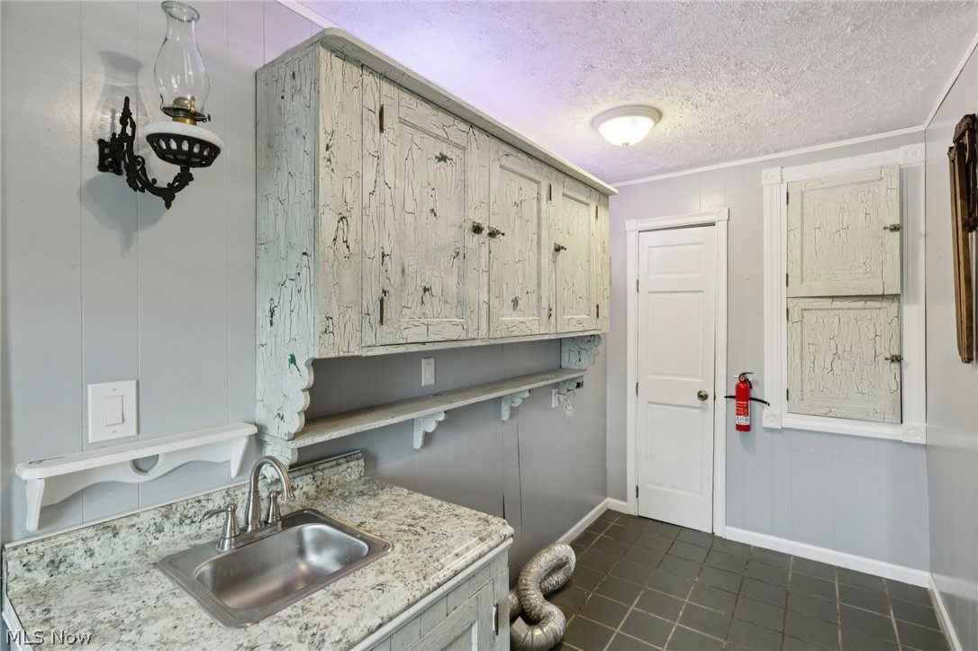 11981 Clay Street Huntsburg OH 44046