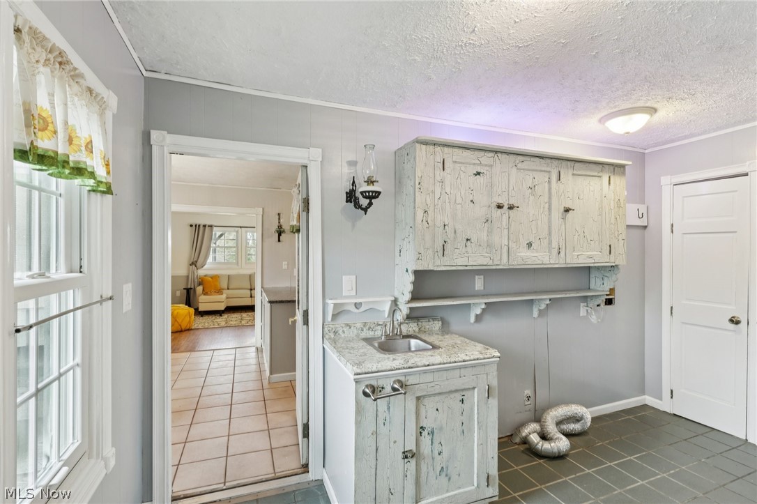 11981 Clay Street Huntsburg OH 44046