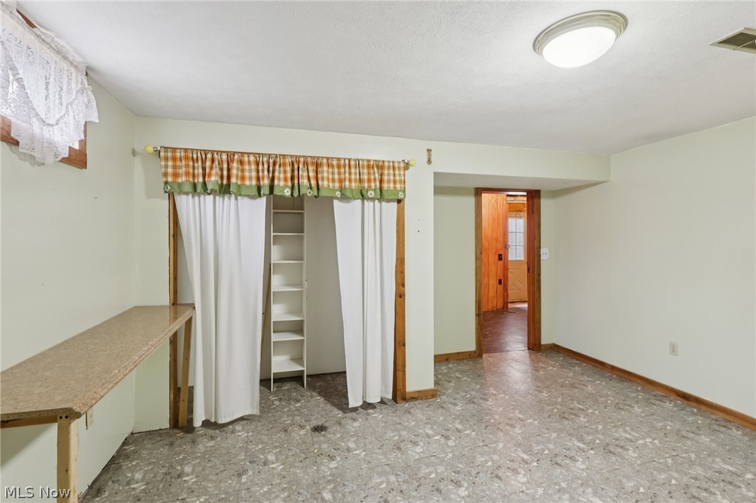 11981 Clay Street Huntsburg OH 44046