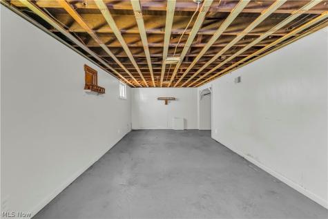 9001 Rosewood Avenue Cleveland OH 44105