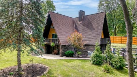 3060 Robin Drive Ravenna OH 44266