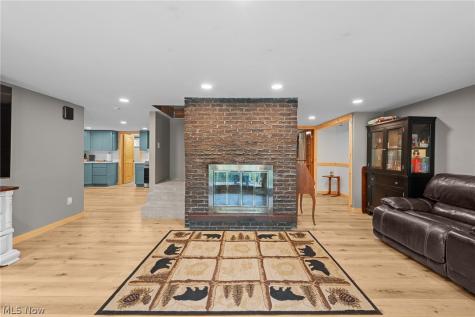 3060 Robin Drive Ravenna OH 44266