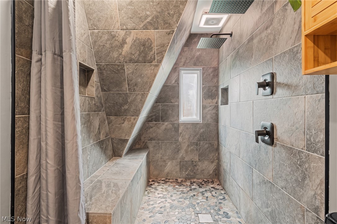 3060 Robin Drive Ravenna OH 44266