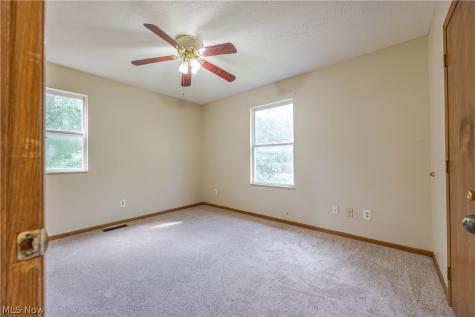 1404 Lakeview Avenue Cleveland OH 44112