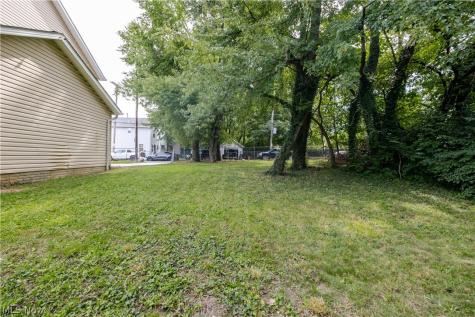 1404 Lakeview Avenue Cleveland OH 44112