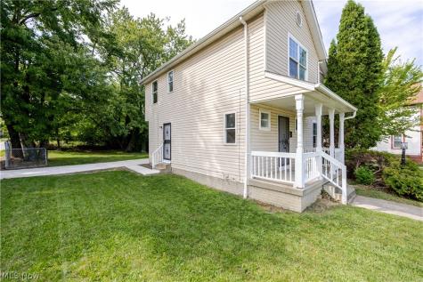 1404 Lakeview Avenue Cleveland OH 44112