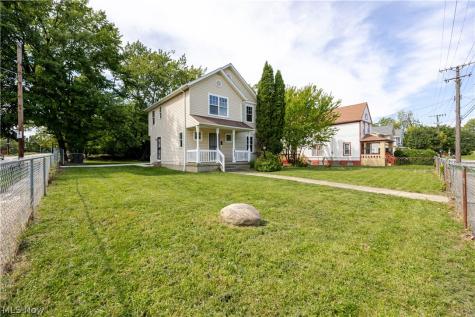 1404 Lakeview Avenue Cleveland OH 44112