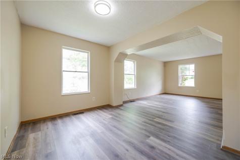 1404 Lakeview Avenue Cleveland OH 44112
