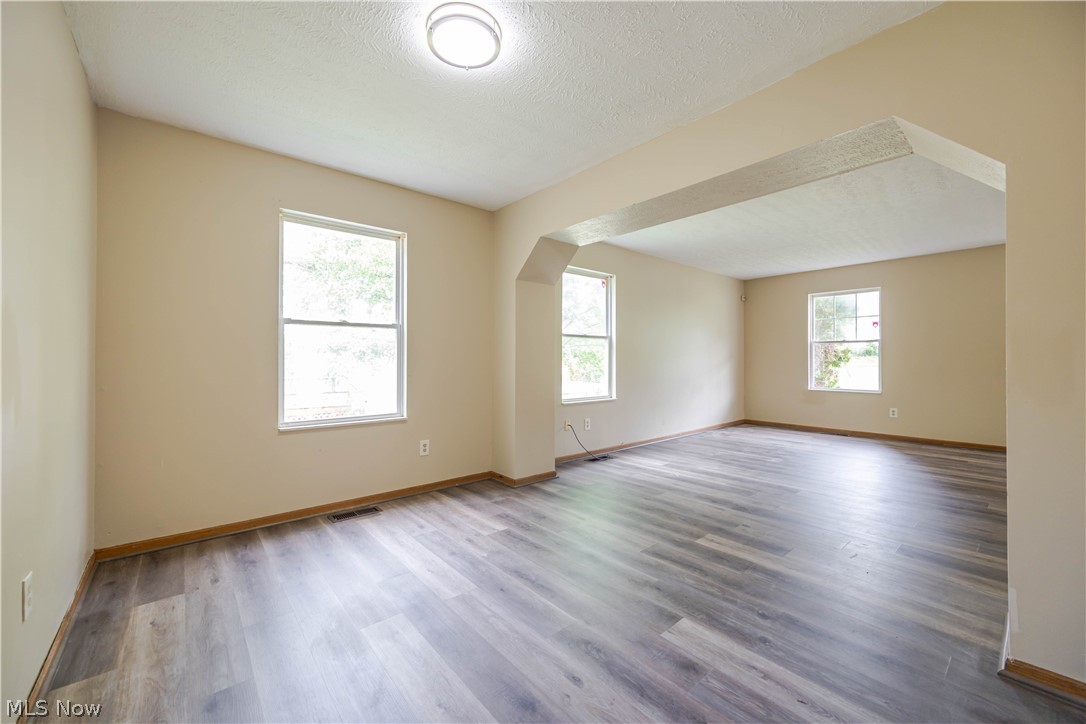 1404 Lakeview Avenue Cleveland OH 44112