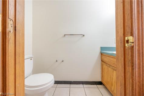1404 Lakeview Avenue Cleveland OH 44112