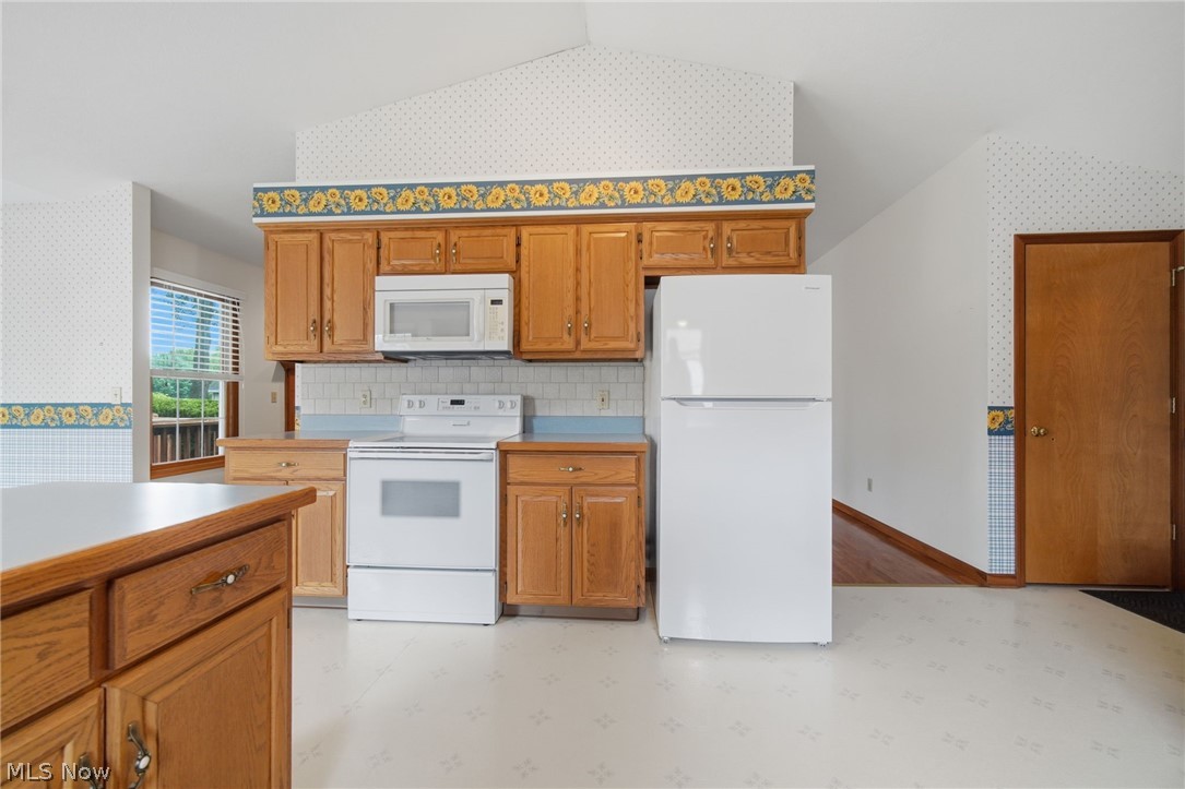 733 Joel Circle Louisville OH 44641