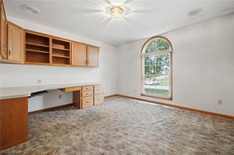 733 Joel Circle Louisville OH 44641