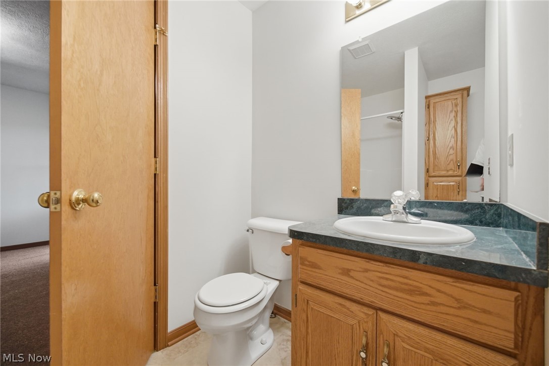 733 Joel Circle Louisville OH 44641