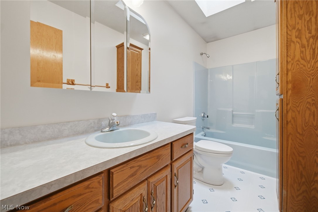 733 Joel Circle Louisville OH 44641