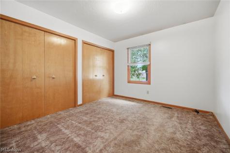 733 Joel Circle Louisville OH 44641