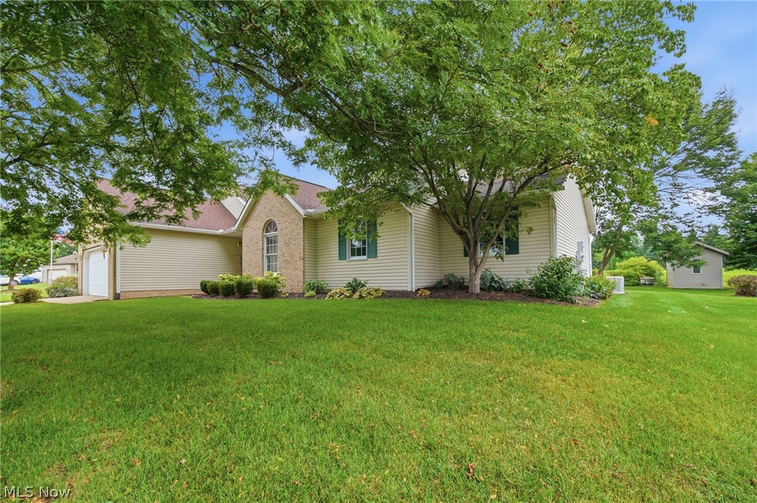 733 Joel Circle Louisville OH 44641
