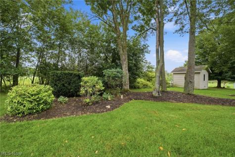 733 Joel Circle Louisville OH 44641