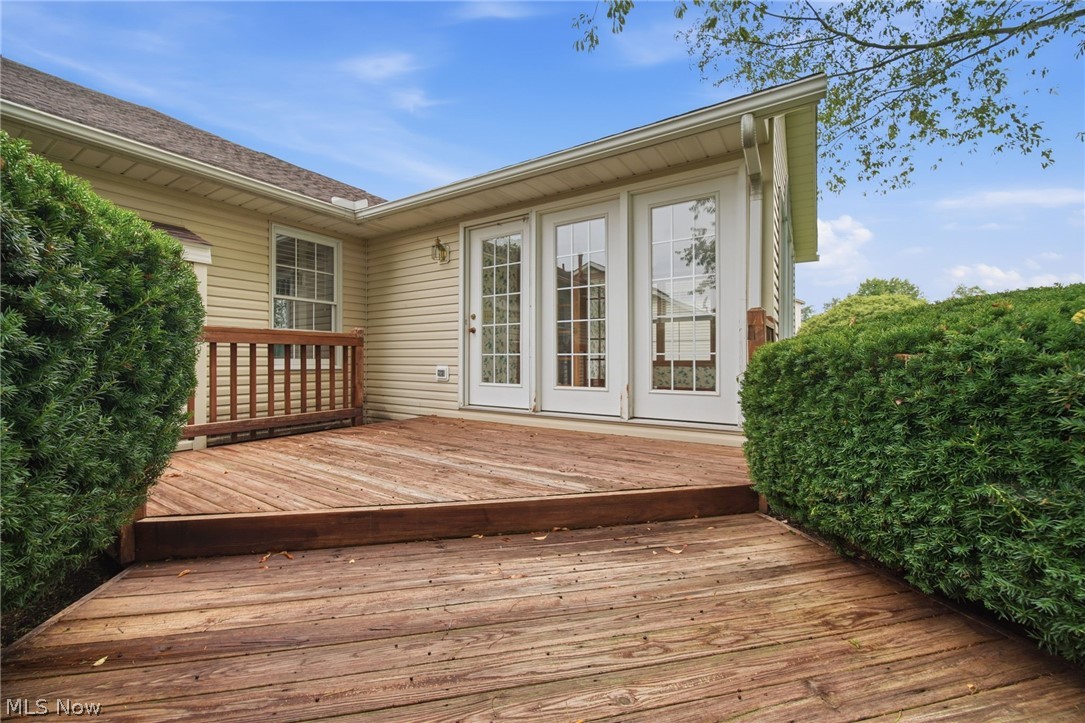 733 Joel Circle Louisville OH 44641