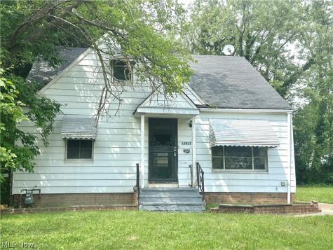 16015 S Lotus Drive Cleveland OH 44128