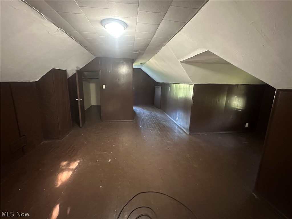 16015 S Lotus Drive Cleveland OH 44128