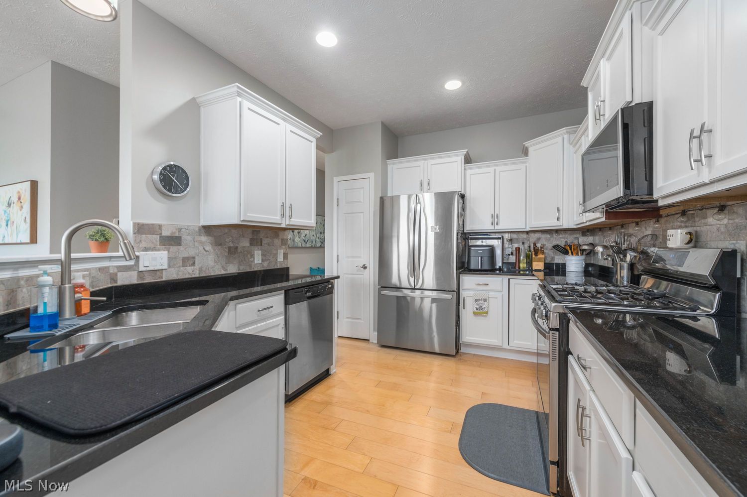 37960 Ashfield Way North Ridgeville OH 44039