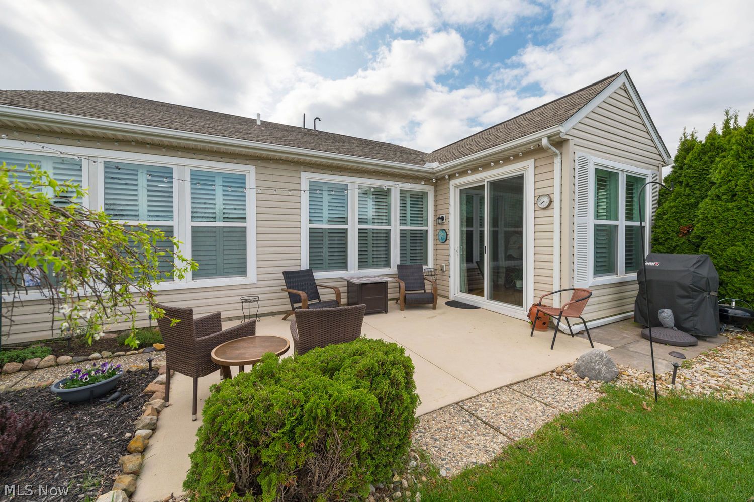 37960 Ashfield Way North Ridgeville OH 44039